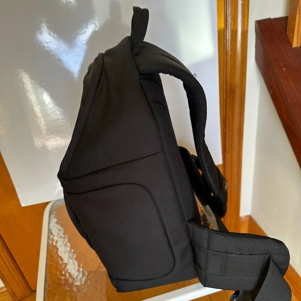 Lowenpro - Camera Sling Backpack - Grey/Black - Large